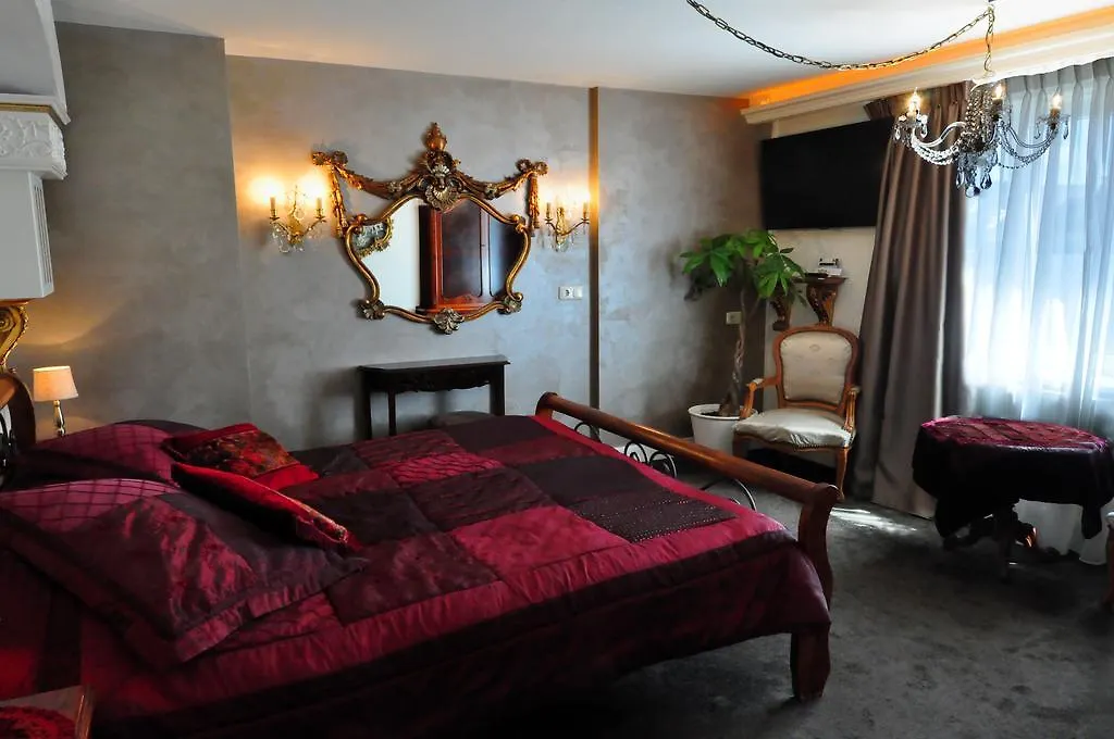 Pension & Spa De Watertoren ザントフォールト ホテル